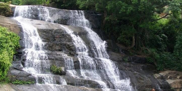 Suruli Falls