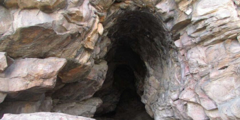 Sattapanni Cave